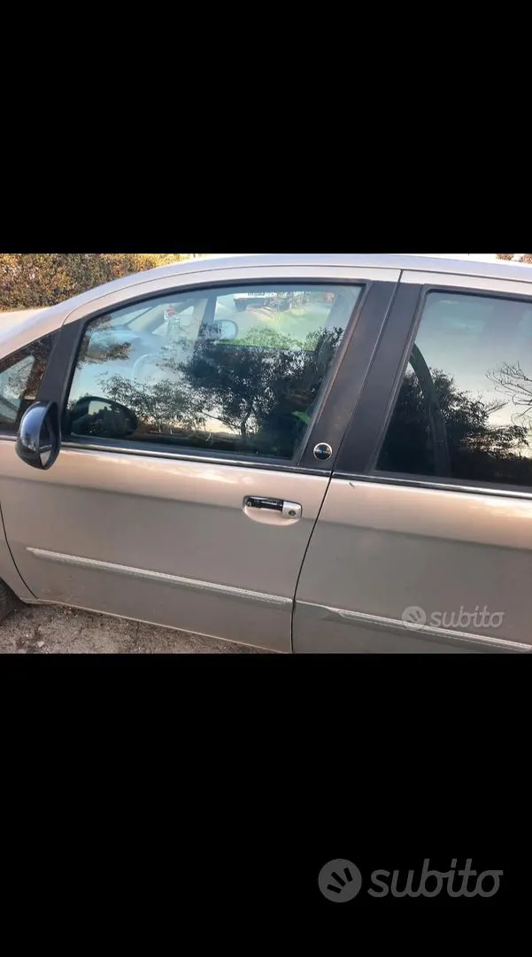 Lancia Musa 2012 photo 4