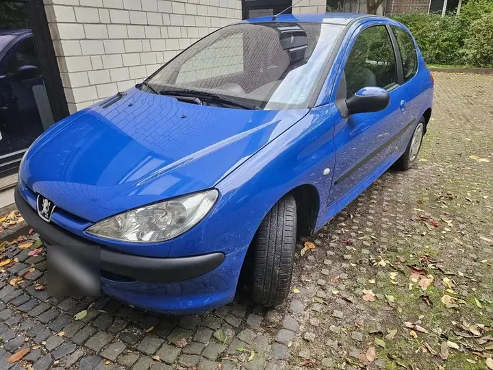 Peugeot 206