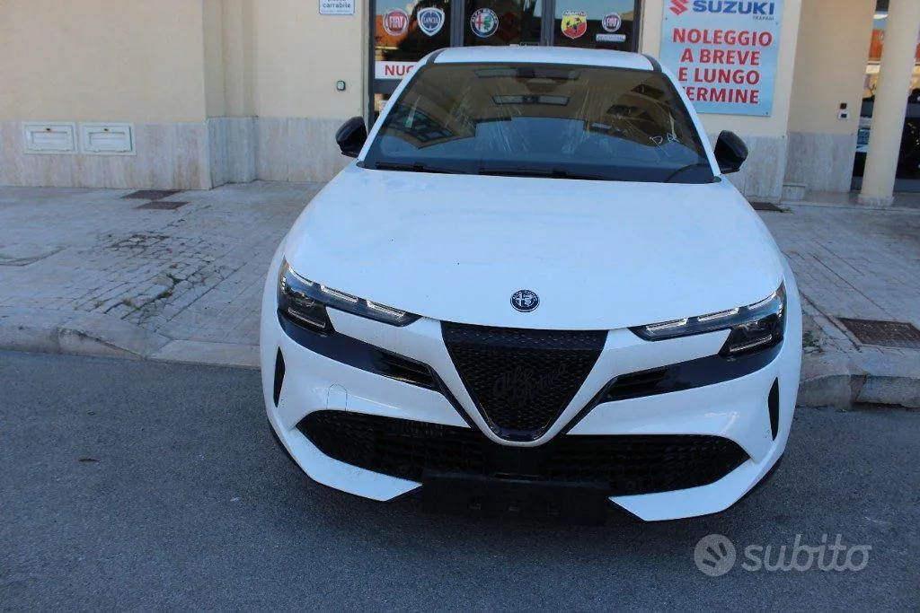 Alfa Romeo Junior 2026 photo 5