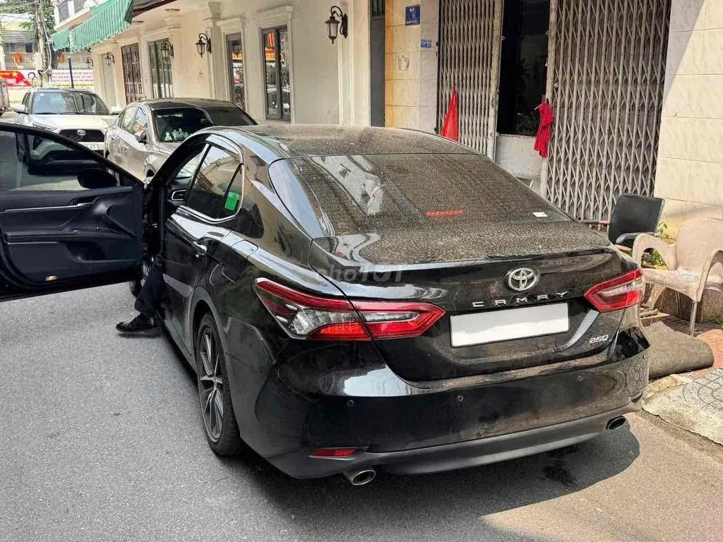 Toyota Camry 2022 photo 2