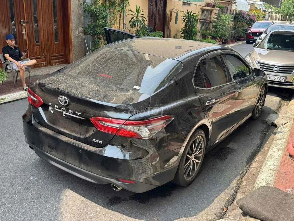 Toyota Camry 2022 photo 3
