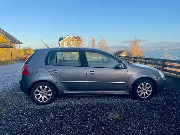 Volkswagen Golf 5 2008 photo 4