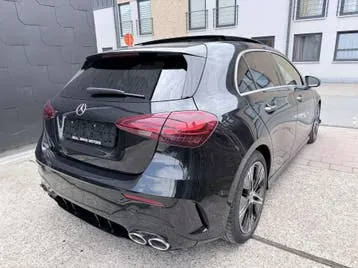 Mercedes-Benz A 180 Pack Amg 45 2024 photo 3