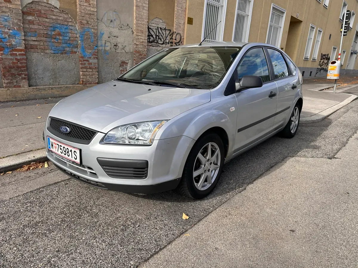 Ford Focus 2006 photo 3