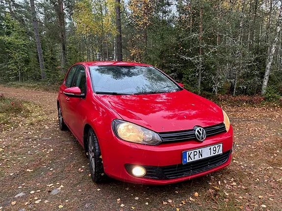 Volkswagen Golf Vi 2010 photo 2