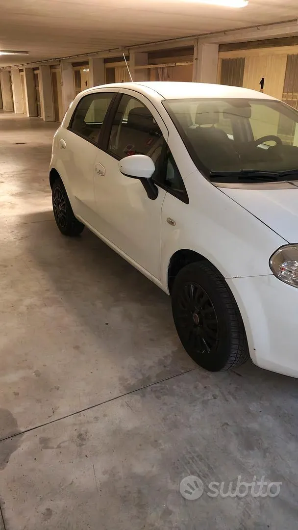 Fiat Punto 2008 photo 3