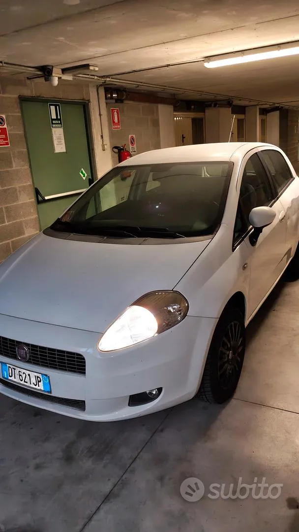 Fiat Punto 2008 photo 4
