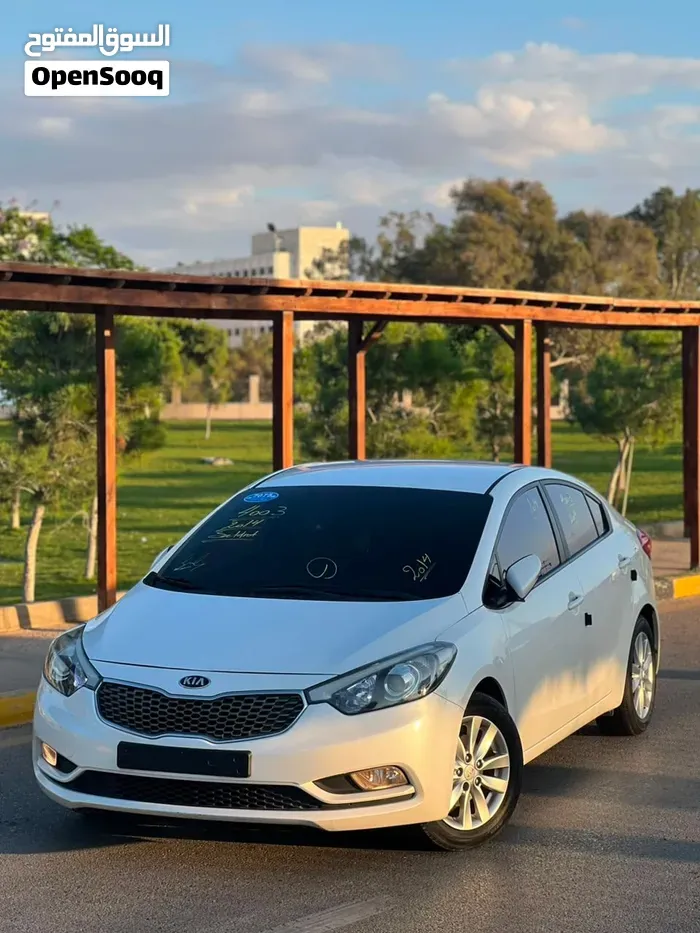 Kia K3 2014 photo 4