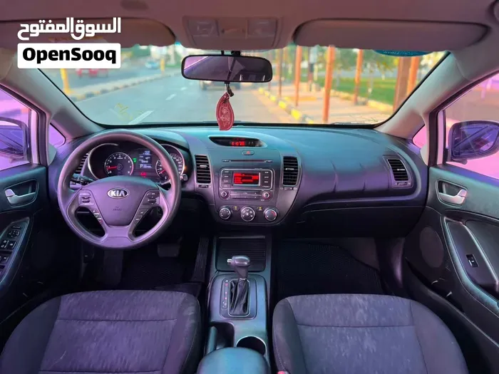 Kia K3 2014 photo 2