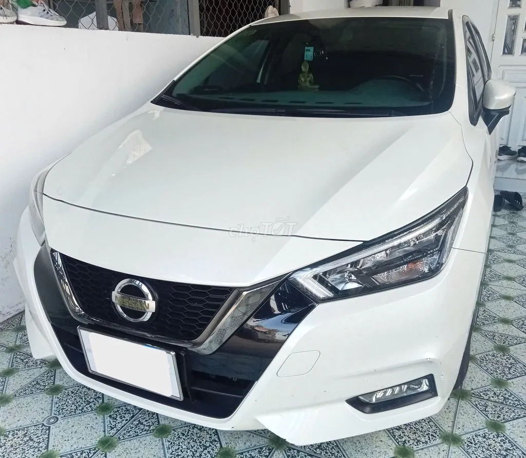 Nissan Almera