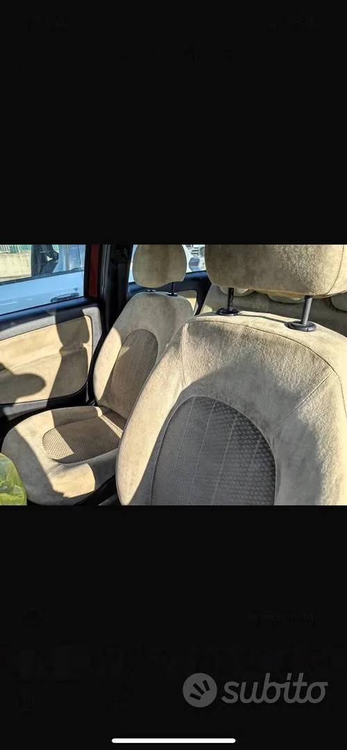 Lancia Ypsilon 2004 photo 3