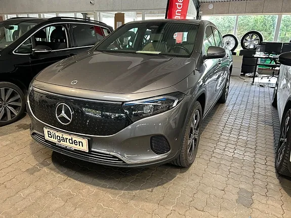 Mercedes-Benz Eqa250