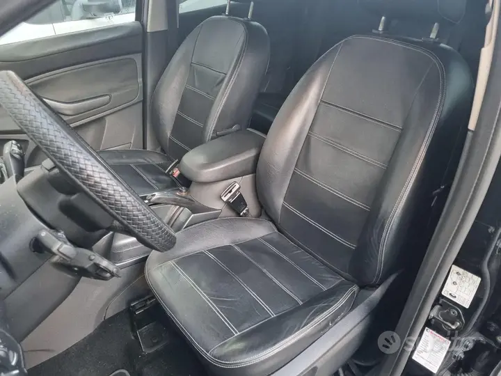 Ford Kuga 2011 photo 3