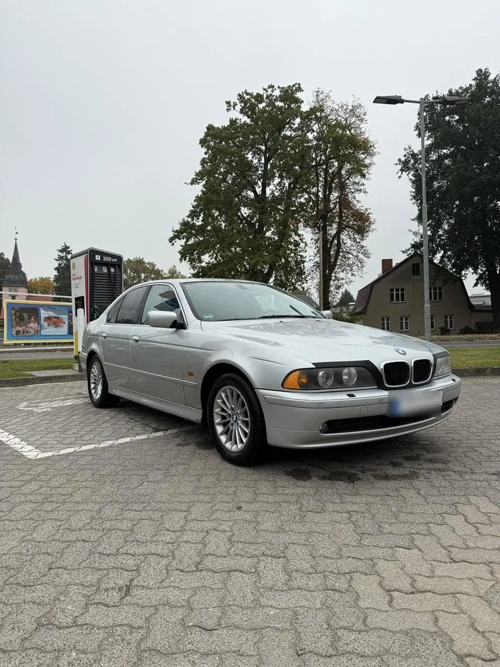 BMW 520I E39