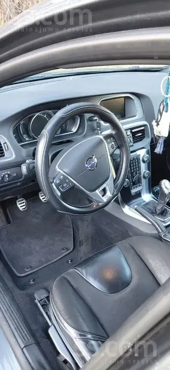 Volvo V40 2013 photo 5
