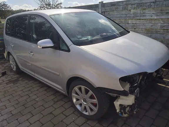 Volkswagen Touran 2003 photo 4