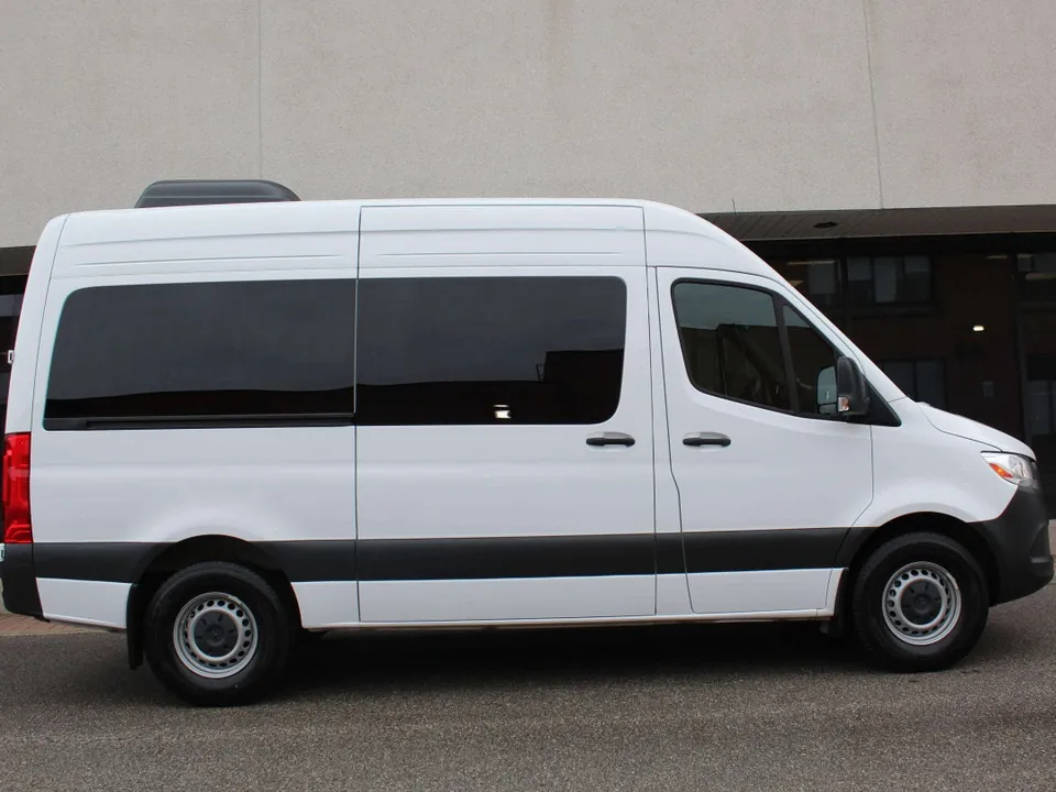Mercedes-Benz Sprinter 2025 photo 5