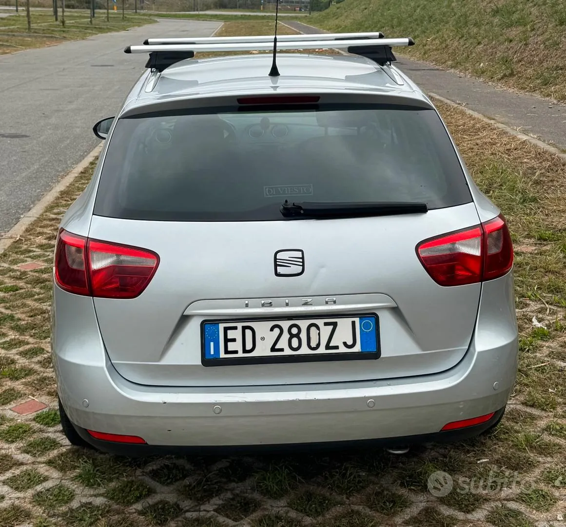 Seat Ibiza 2010 photo 4