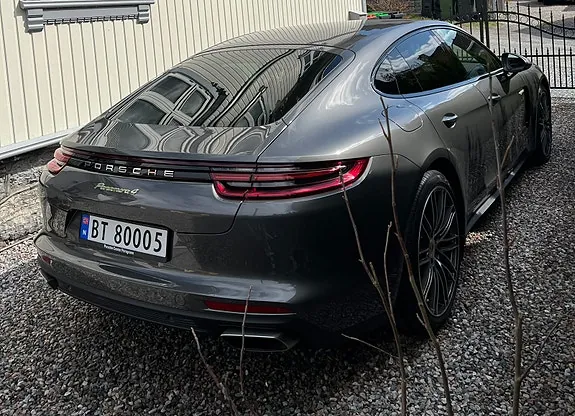 Porsche Panamera 2018 photo 4