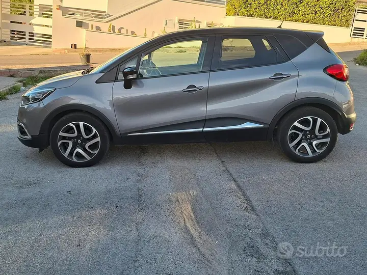 Renault Captur 2015 photo 2