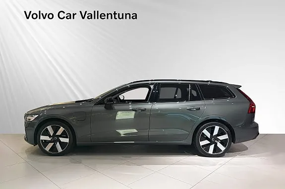 Volvo V60 2026 photo 2