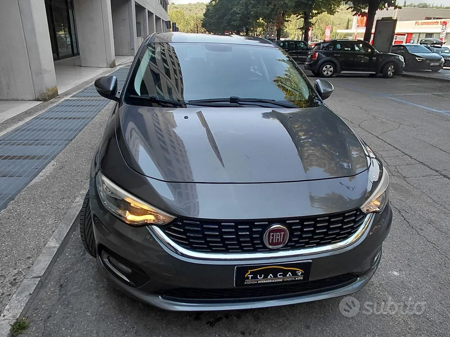 Fiat Tipo Lounge 2016 photo 2