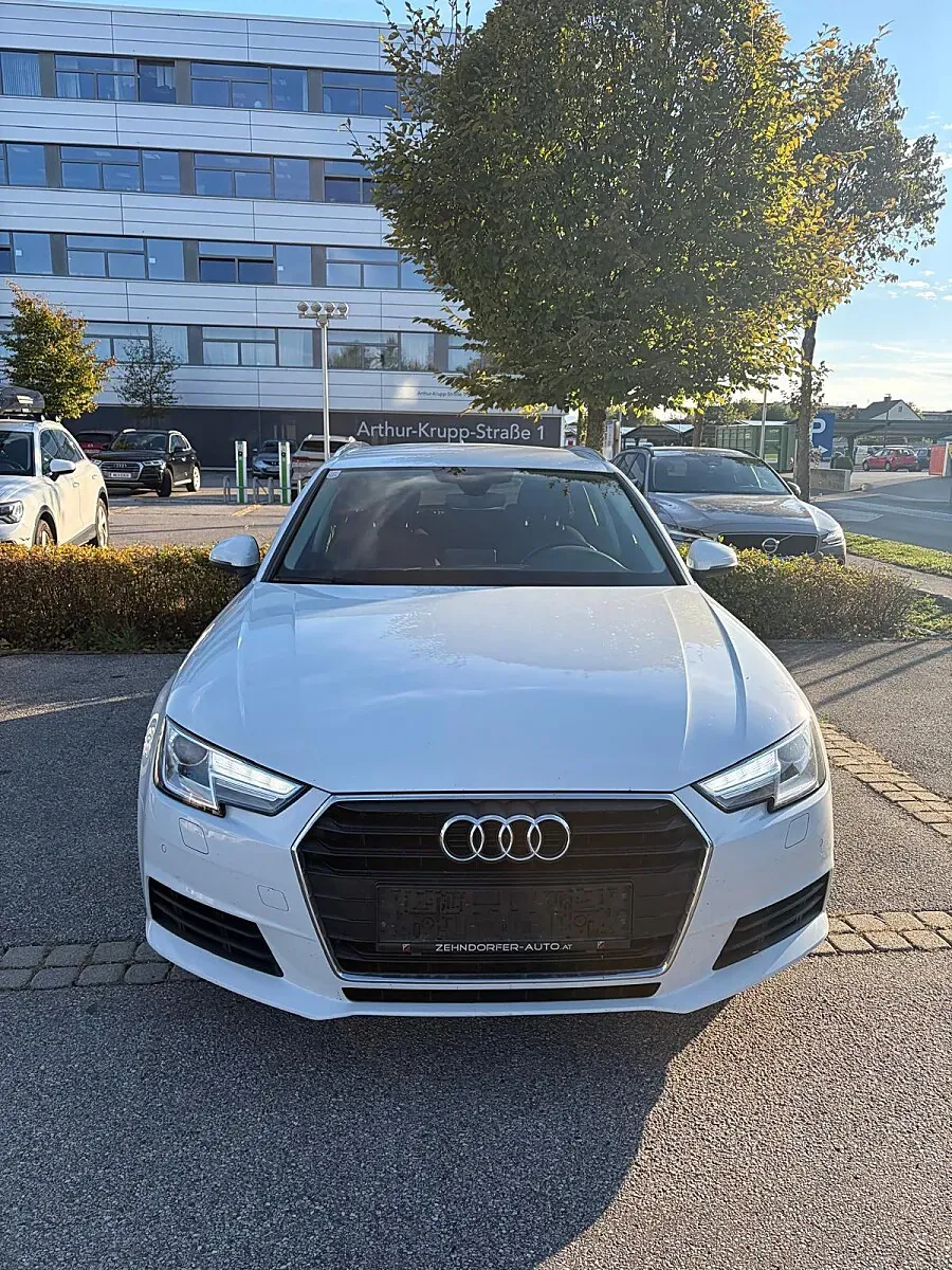 Audi A4 2016 photo 2