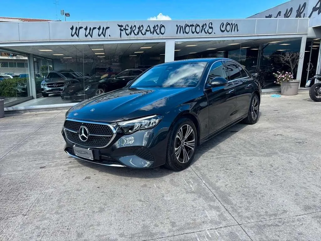 Mercedes-Benz E 220 D 2024 photo 2
