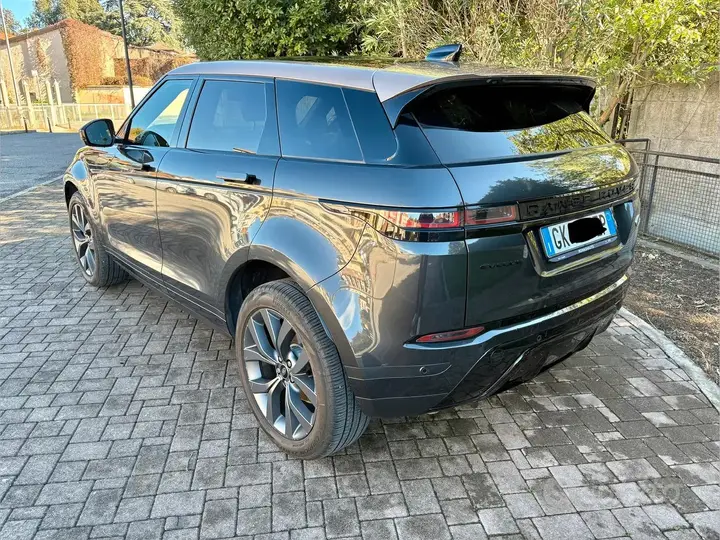 Land Rover Range Rover Evoque 2022 photo 2