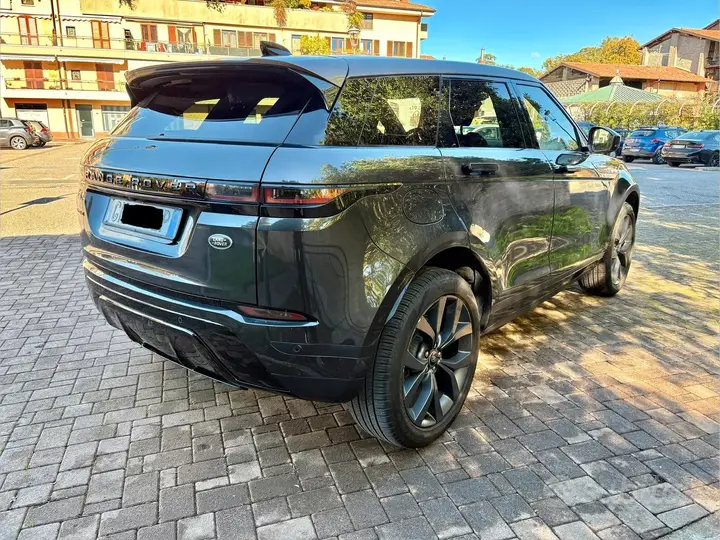 Land Rover Range Rover Evoque 2022 photo 3