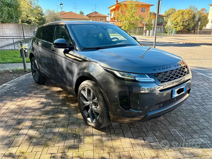 Land Rover Range Rover Evoque 2022 photo 4
