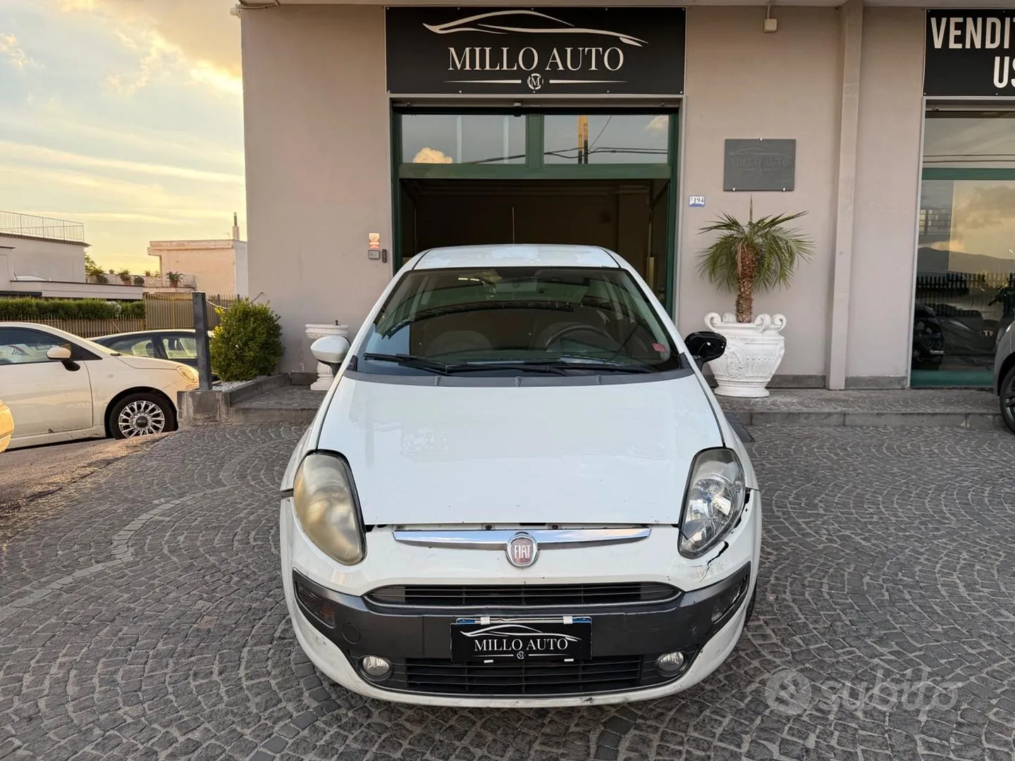 Fiat Punto 2015 photo 2