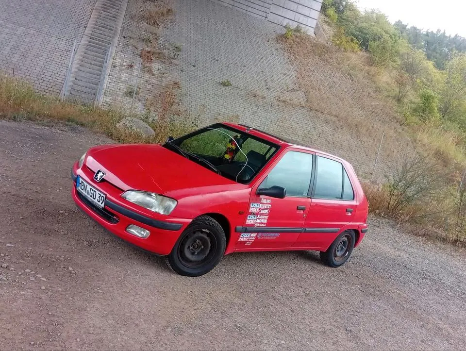 Peugeot 106