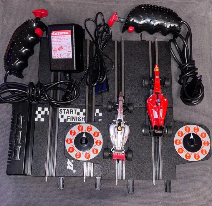 Carrera Go!!! Rennbahn Set