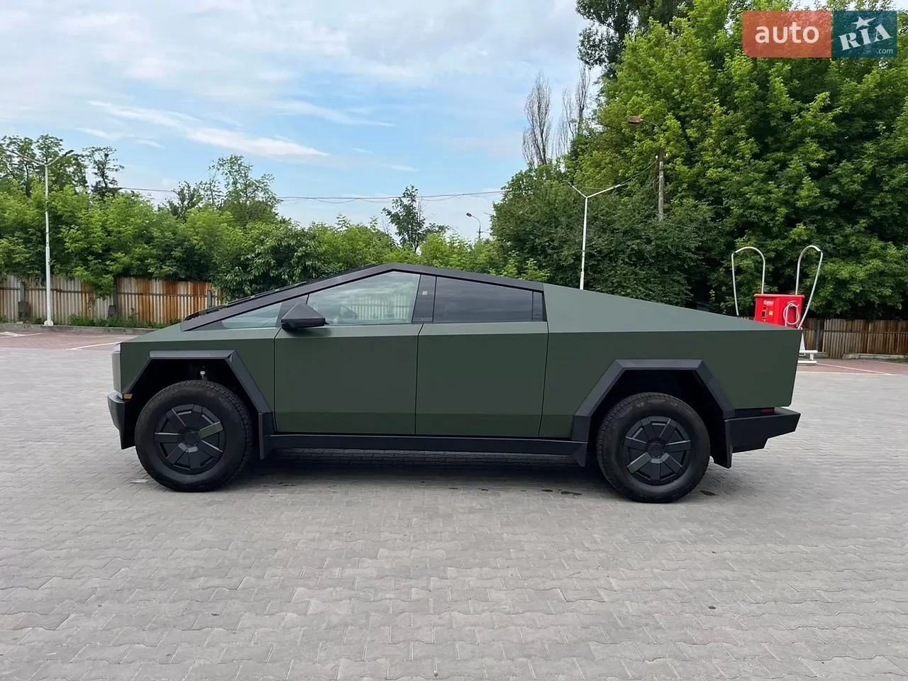 Tesla Cybertruck