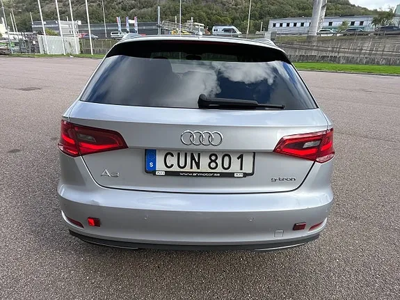 Audi A3 2015 photo 3