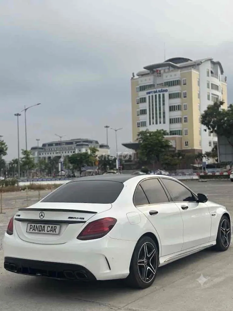 Mercedes-Benz C-Class 2020 photo 3