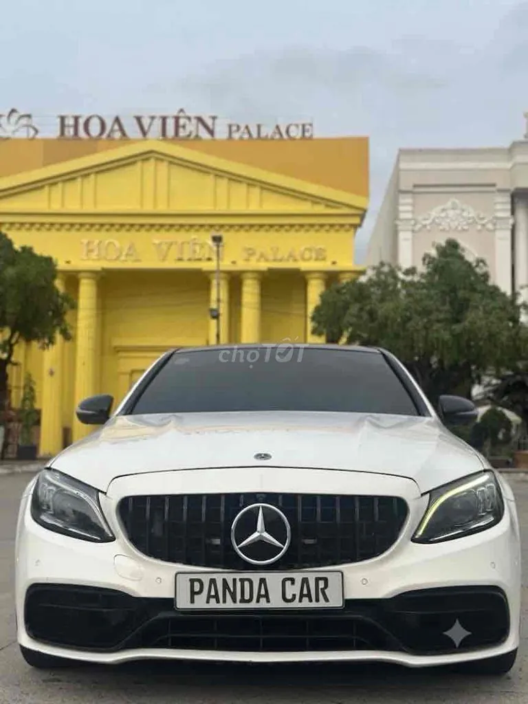 Mercedes-Benz C-Class