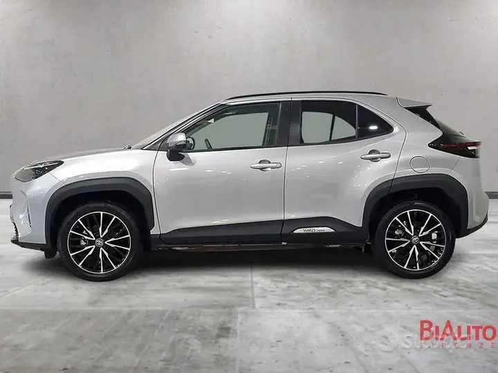 Toyota Yaris Cross 2025 photo 2