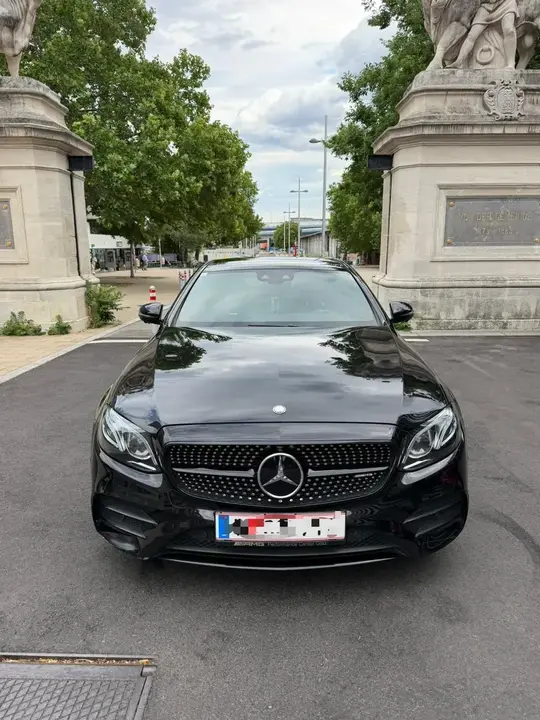 Mercedes-Benz E-Class 2017 photo 2