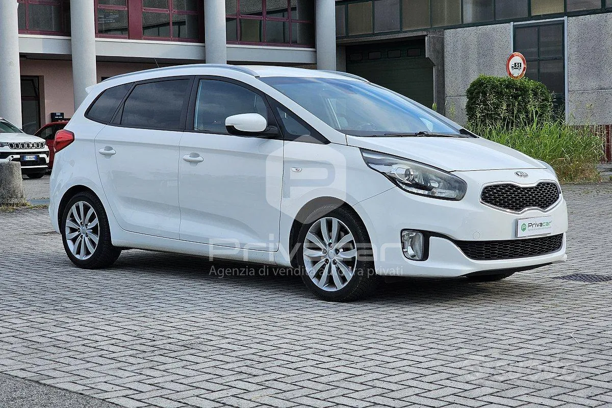 Kia Carens 2016 photo 3