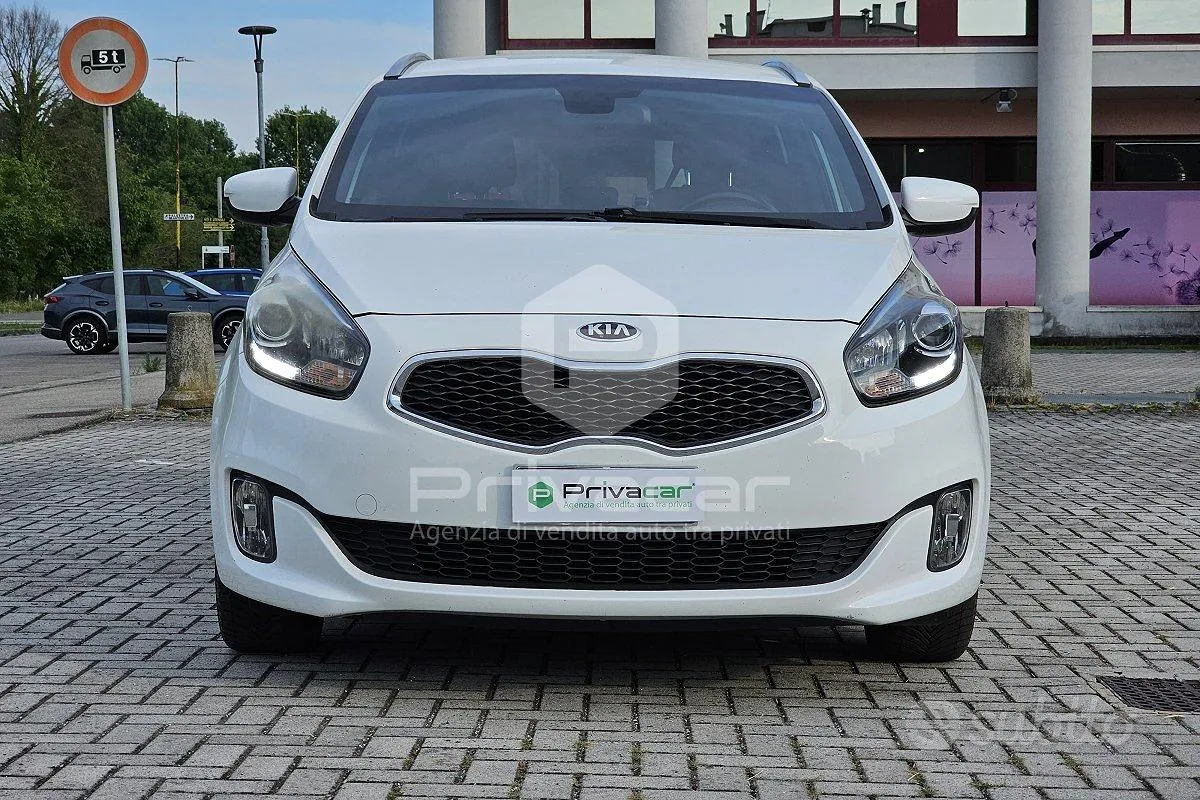 Kia Carens 2016 photo 2