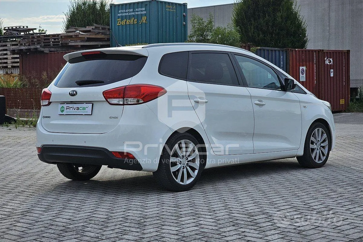 Kia Carens 2016 photo 5