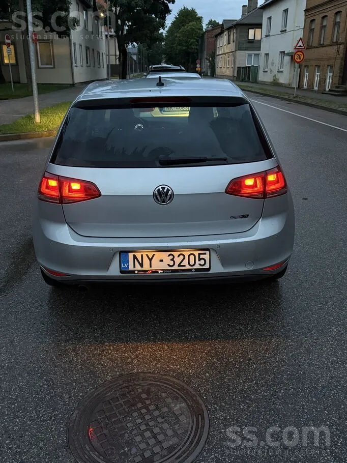 Volkswagen Golf 2015 photo 5