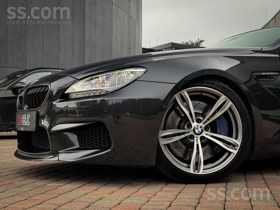 BMW M6 2012 photo 5