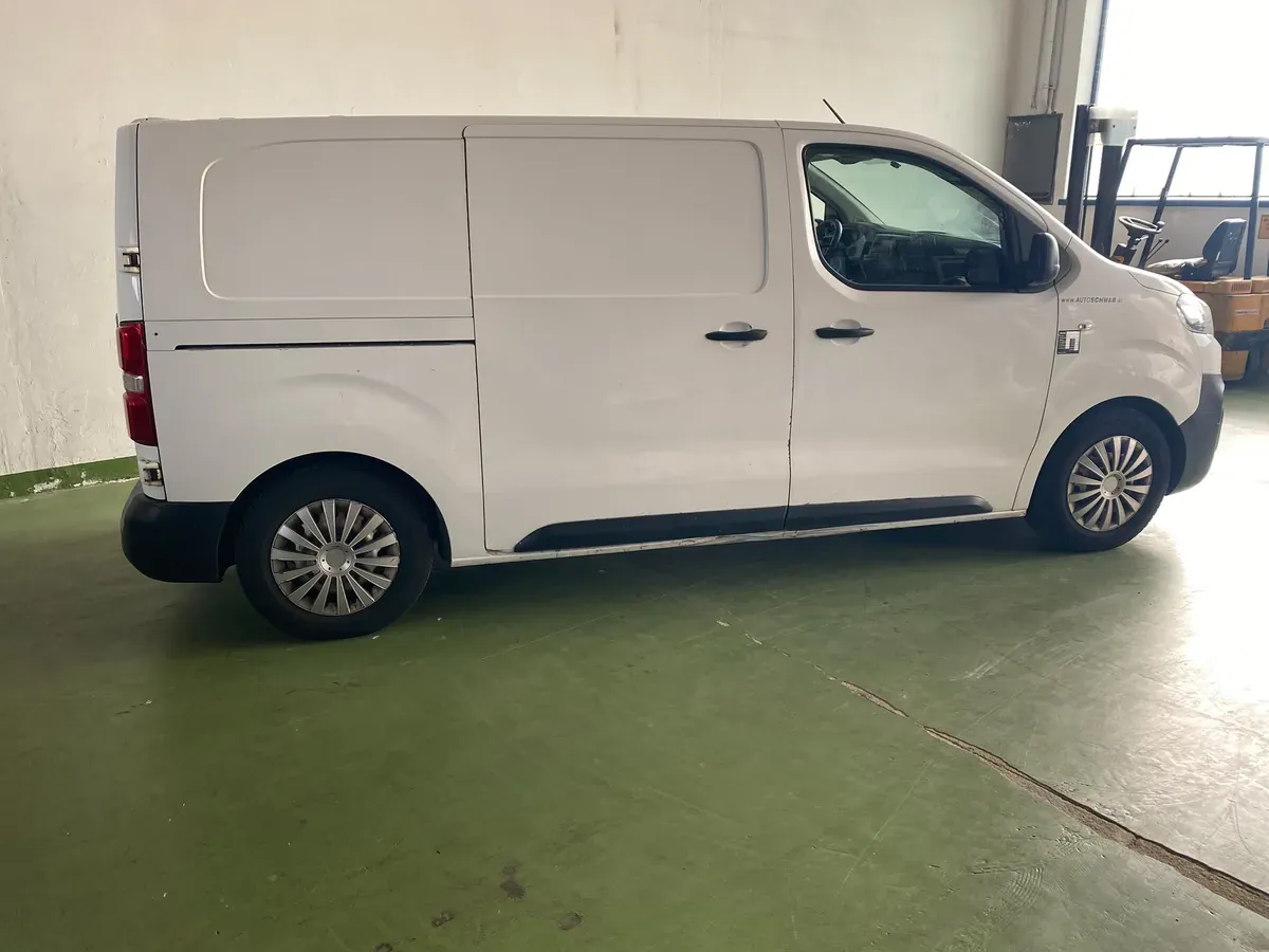 Citroen Jumpy 2018 photo 3