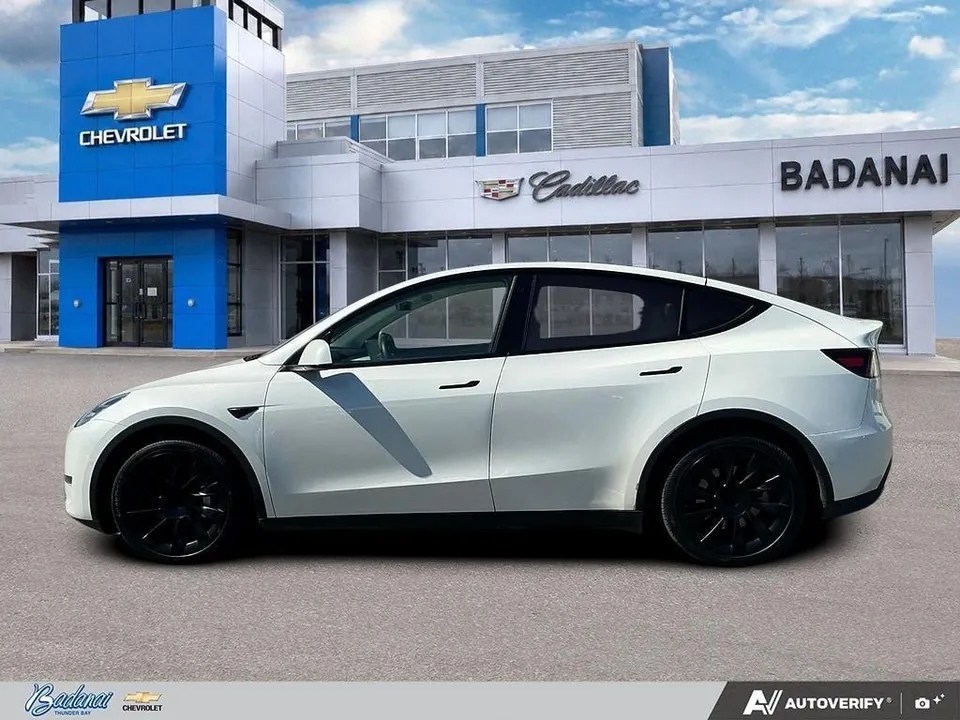 Tesla Model Y 2022 photo 3