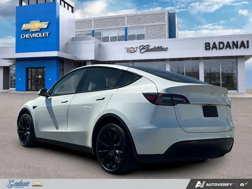 Tesla Model Y 2022 photo 4