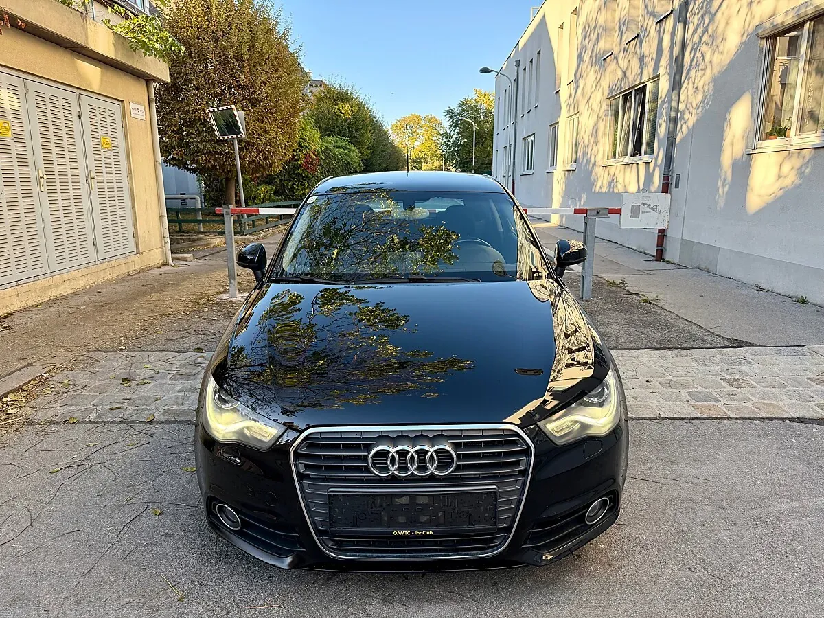 Audi A1 2011 photo 3
