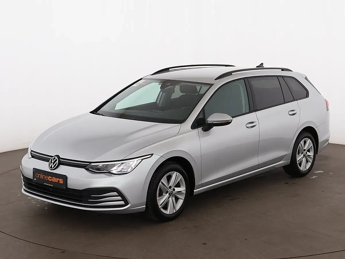Volkswagen Golf 2023 photo 2
